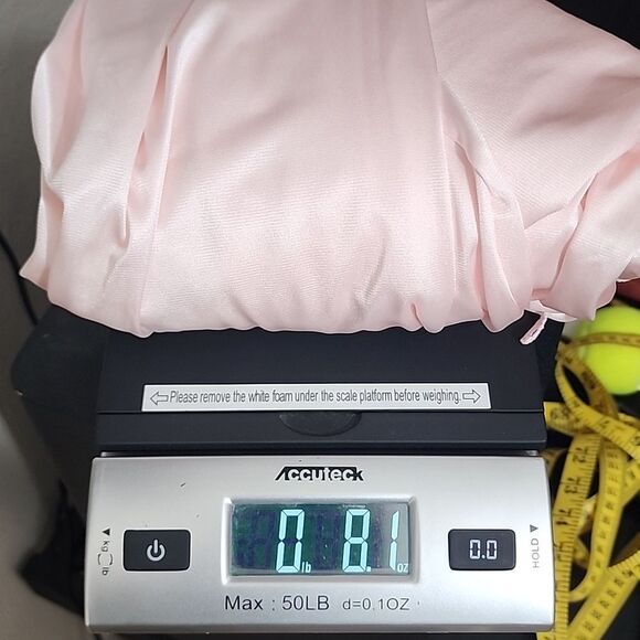 Vanity Fair soft pink and lace with flower details long robe size L - Picture 6 of 9